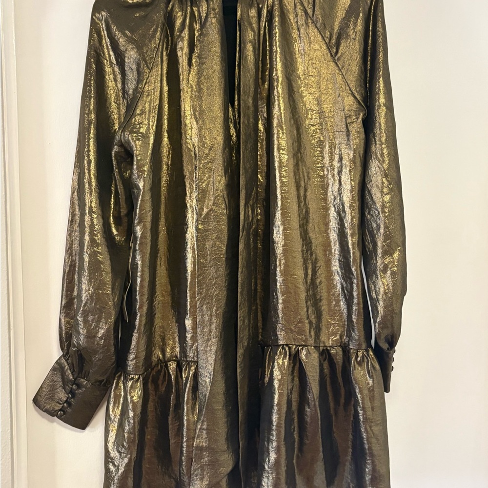 Elegant Gold Long Sleeve Dress